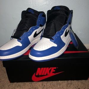 Jordan 1 Royals